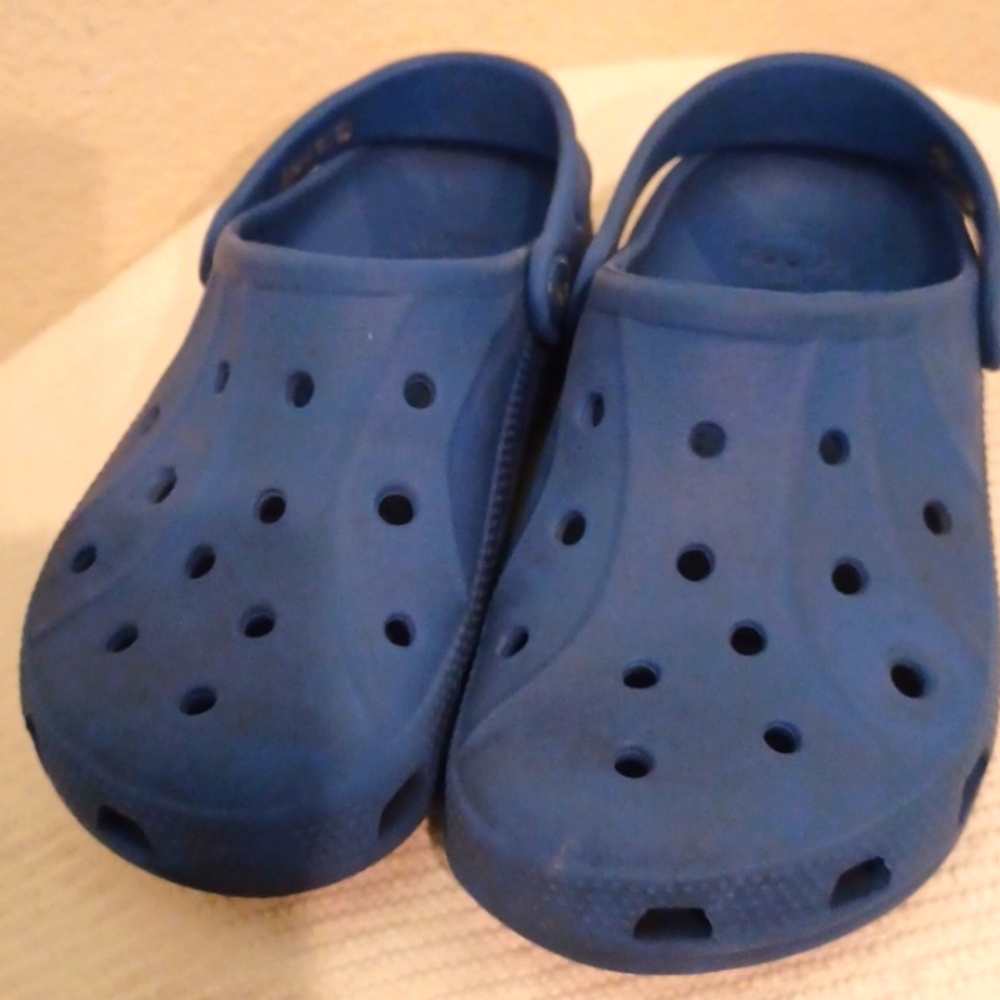 Crocs  size 2 unisex 1-2 Size